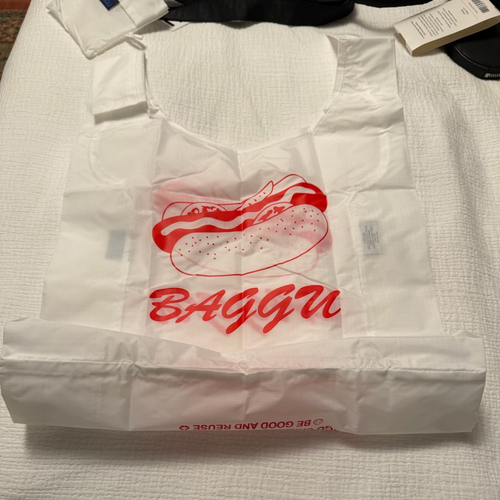 BAGGU Chicago Standard Reusable Bag - Picture 4 of 4